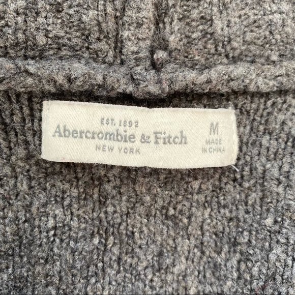 Abercrombie & Fitch  cardigan - Picture 7 of 9